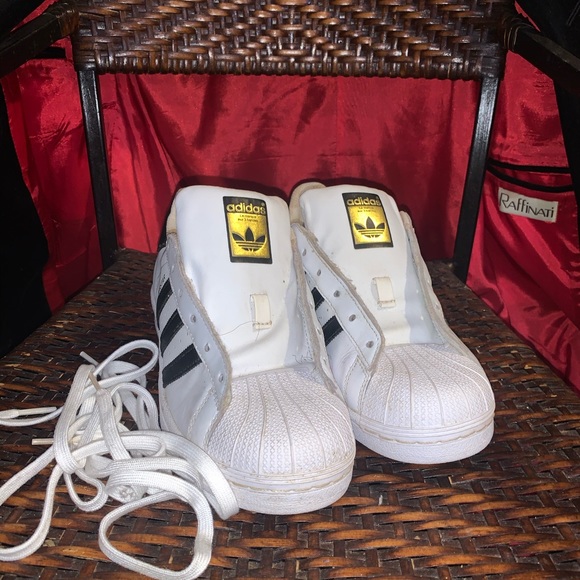 all black shell tops